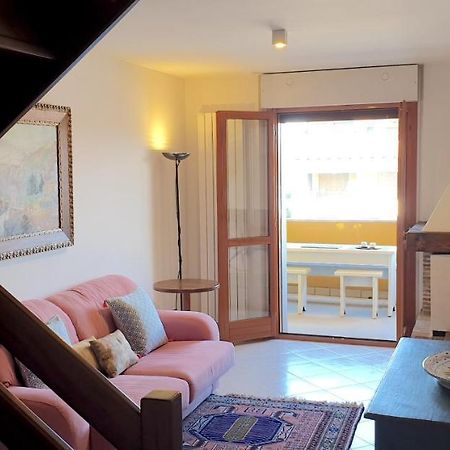 Charming Apartment & Parking By Anthea Homes กราโด ภายนอก รูปภาพ