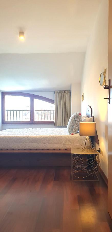 Charming Apartment & Parking By Anthea Homes กราโด ภายนอก รูปภาพ